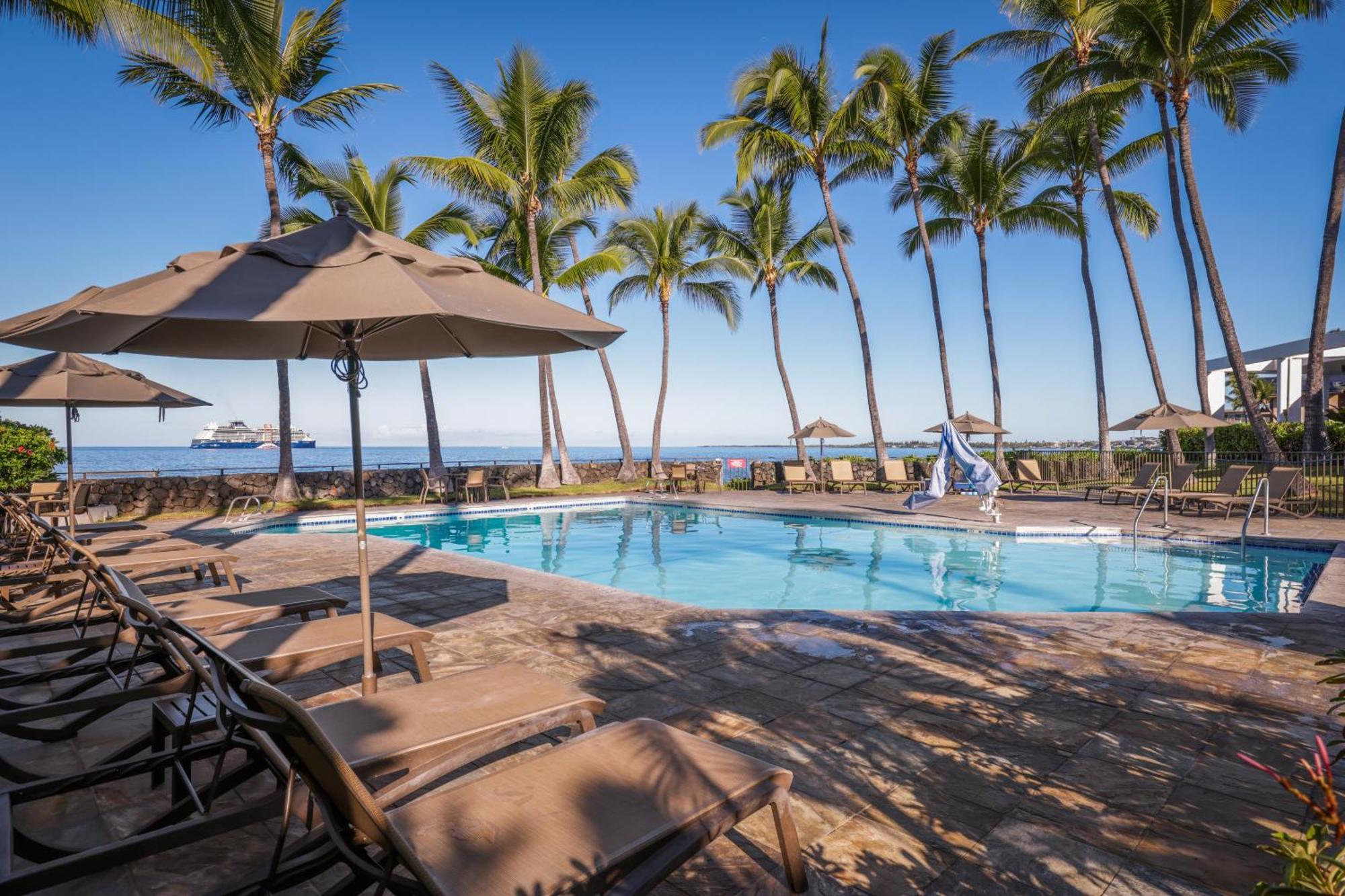 Апартаменты Royal Sea Cliff Kona By Outrigger Каилуа-Кона Экстерьер фото