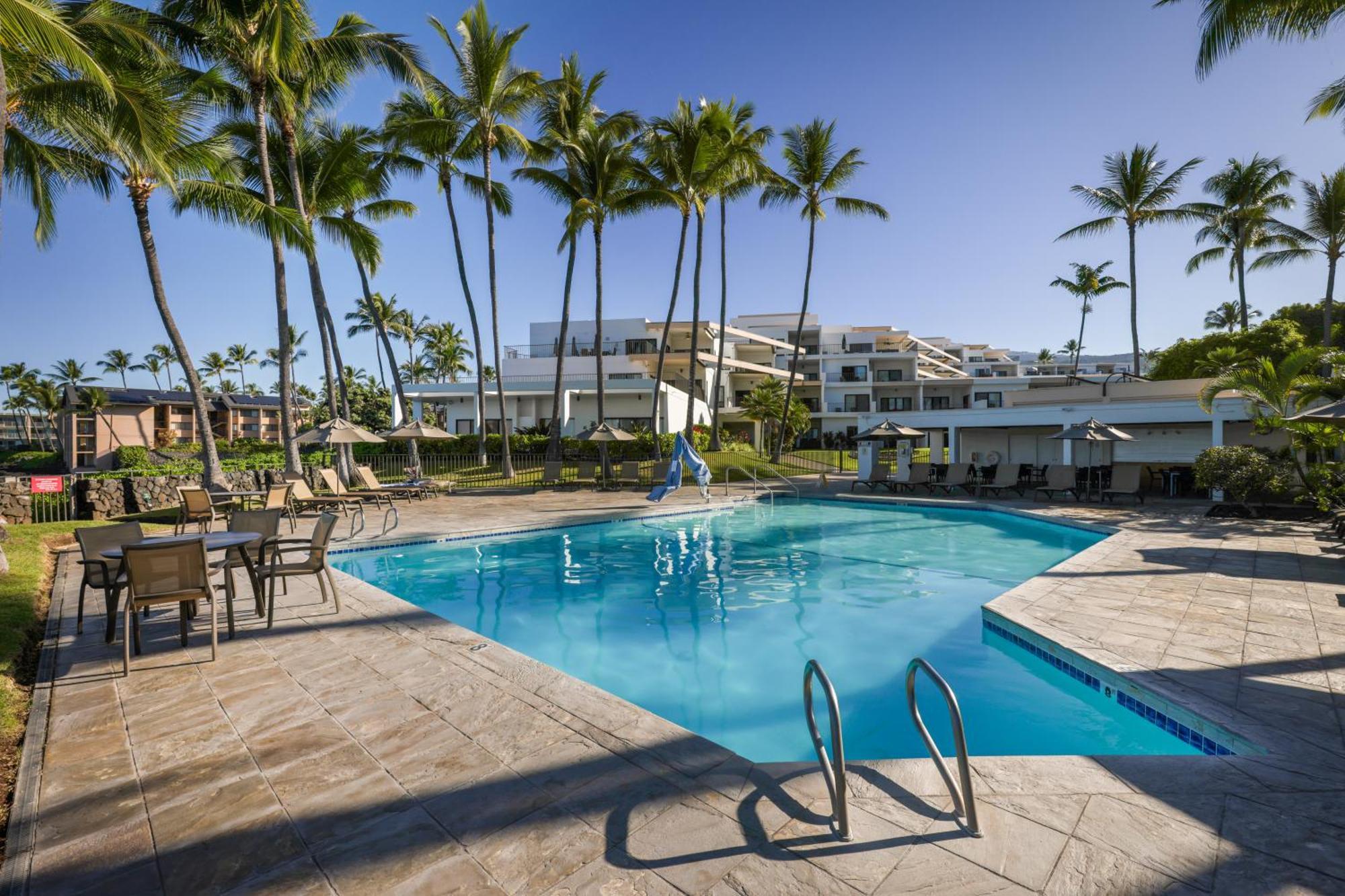 Апартаменты Royal Sea Cliff Kona By Outrigger Каилуа-Кона Экстерьер фото