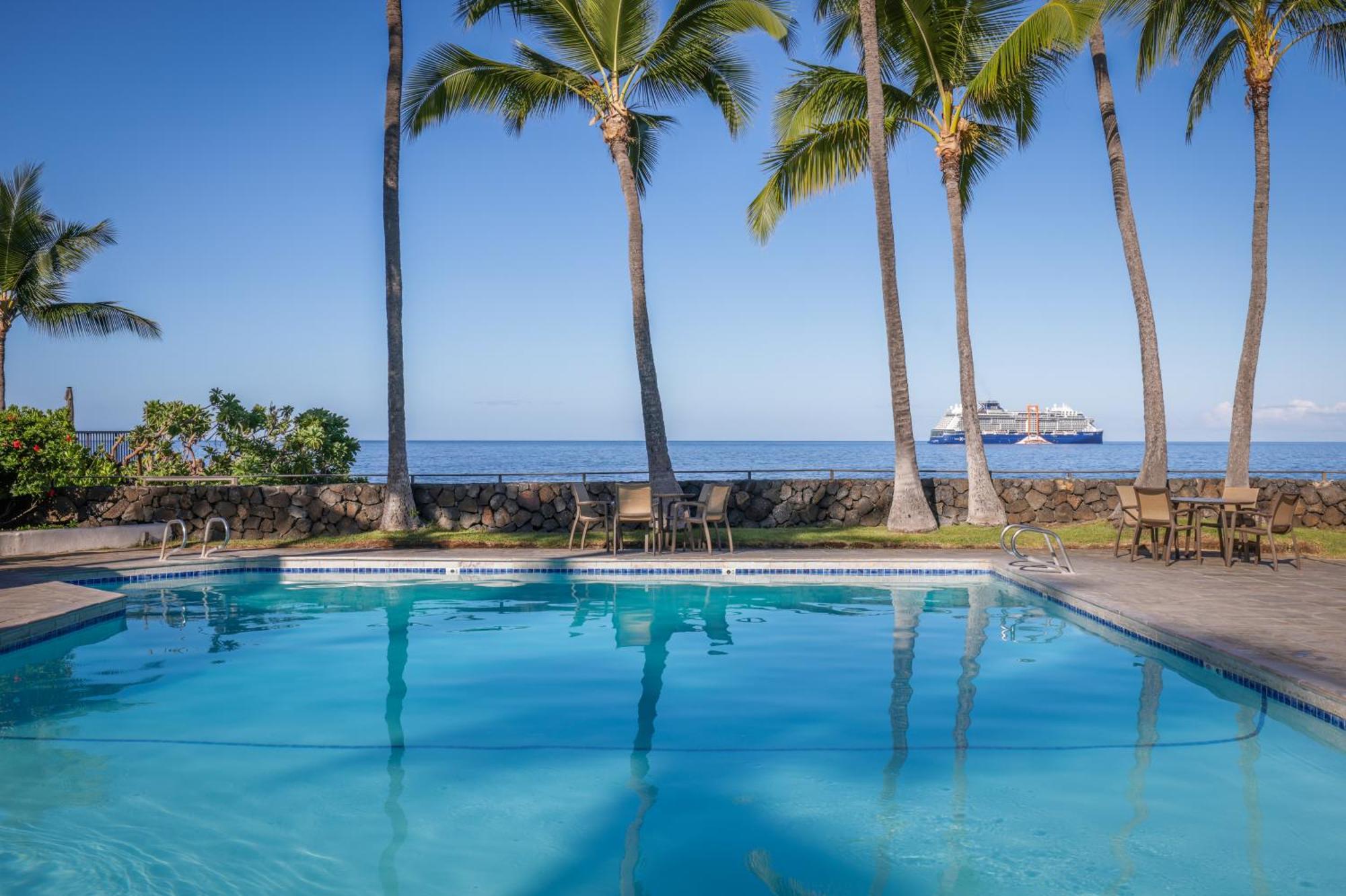 Апартаменты Royal Sea Cliff Kona By Outrigger Каилуа-Кона Экстерьер фото