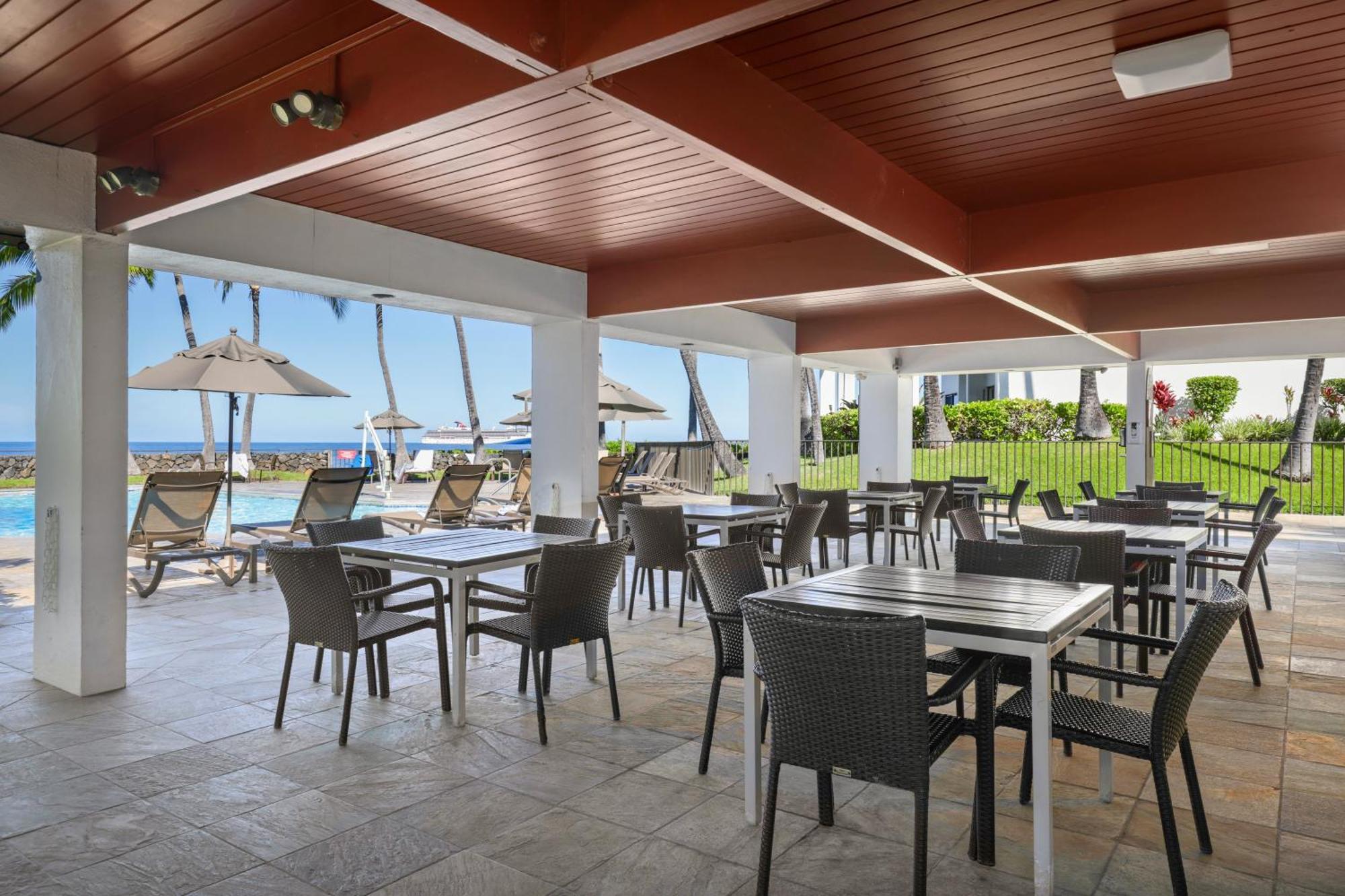 Апартаменты Royal Sea Cliff Kona By Outrigger Каилуа-Кона Экстерьер фото